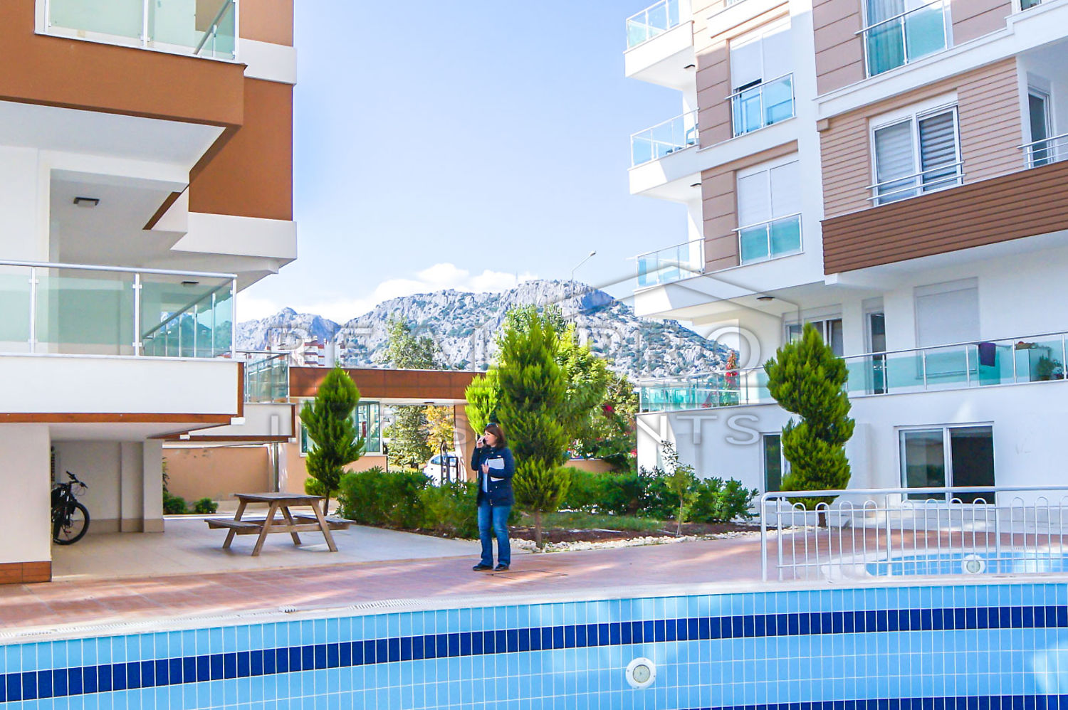 Antalya Konyaaltı�nda güzel bir rezidenste ucuz ve geniş dubleks daire